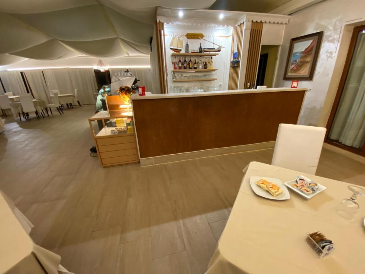 Hotel Baja Romantica بوسا المظهر الخارجي الصورة
