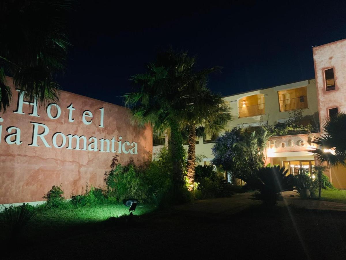 Hotel Baja Romantica بوسا المظهر الخارجي الصورة